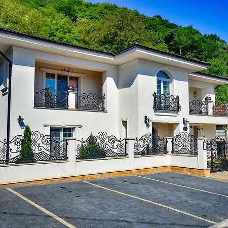 Sarada Boutique Luxury Apartment Deva Exterior foto