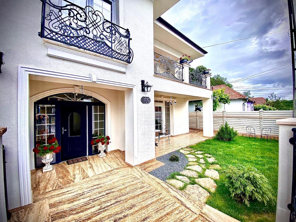Sarada Boutique Luxury Deva