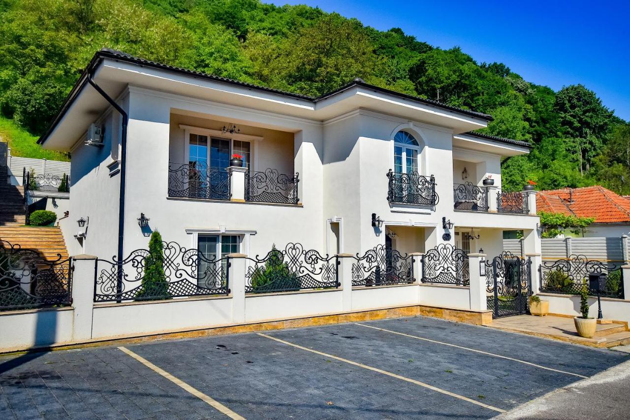 Apartment Sarada Boutique Luxury Deva